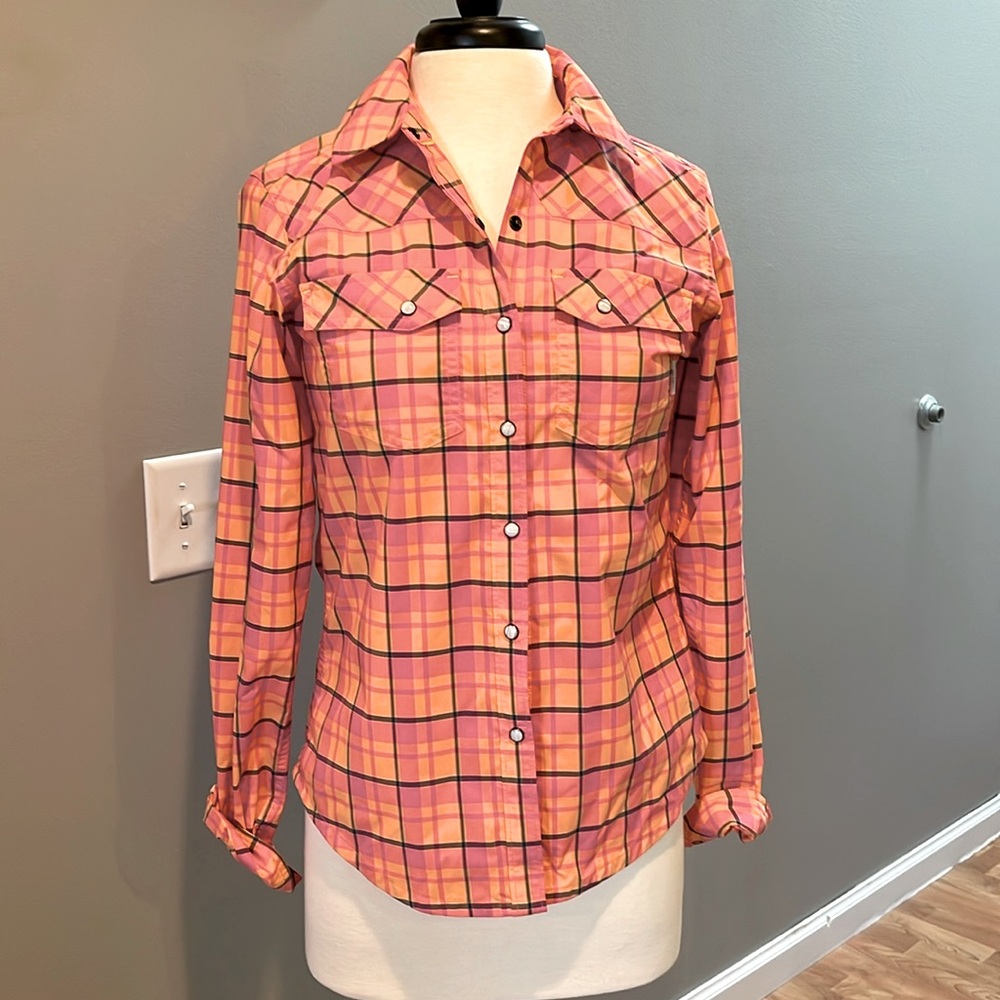 Stio women’s performance plaid snap front shirt S